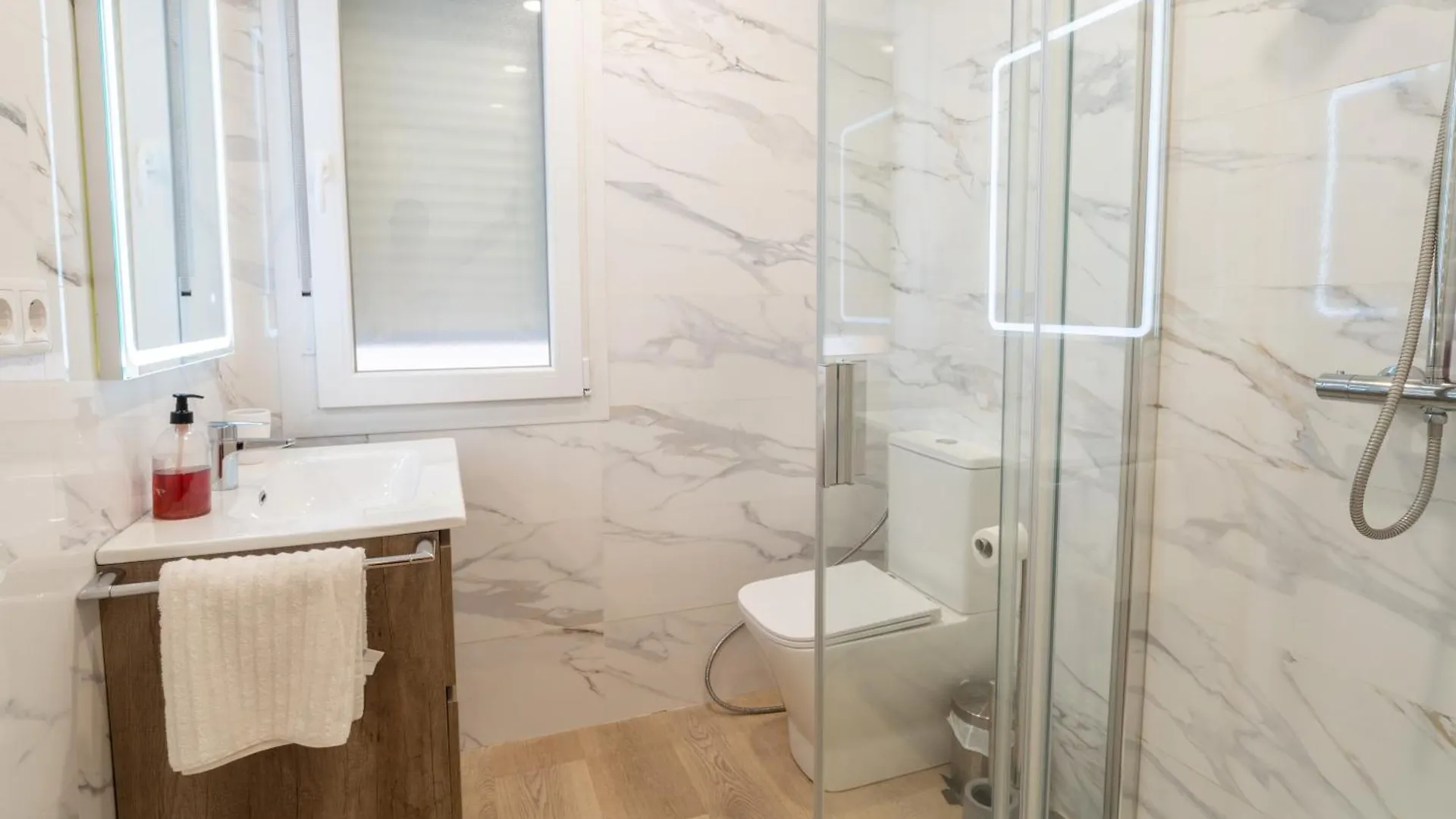 Tu Piso Nuevo En El Centro De Santander Apartment