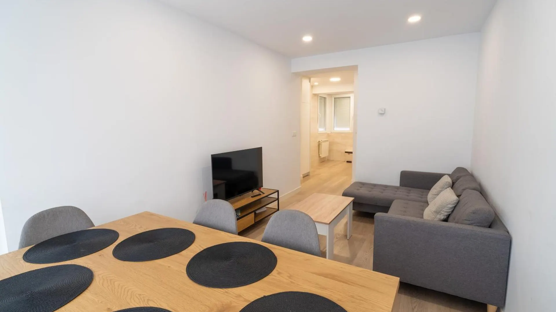 Tu Piso Nuevo En El Centro De Santander Apartment 0*,